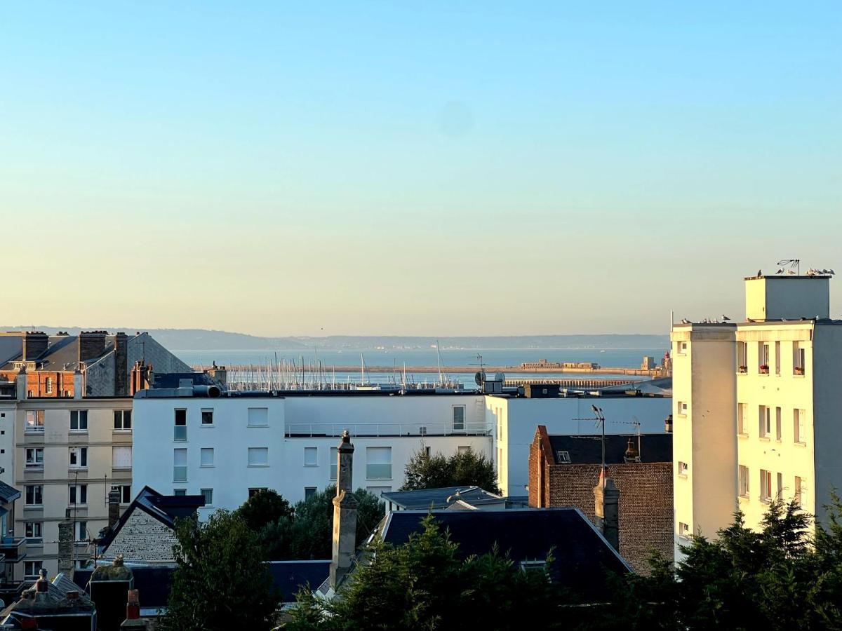 Le Petit Nid Perche Sous Les Toits, Vue Mer Le Havre Exterior photo